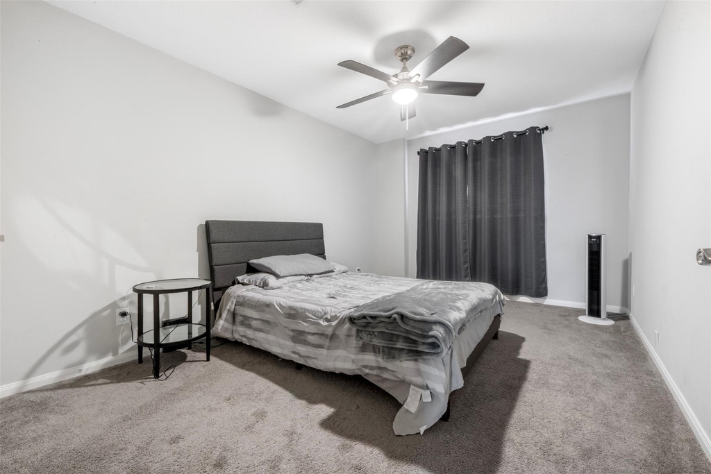 1413 Highway 146 S - Photo 15