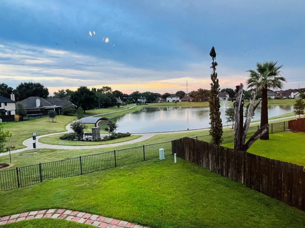 23134 Waterlake Dr - Photo 17