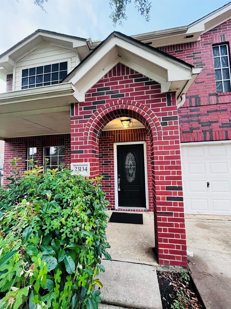 23134 Waterlake Dr - Photo 2