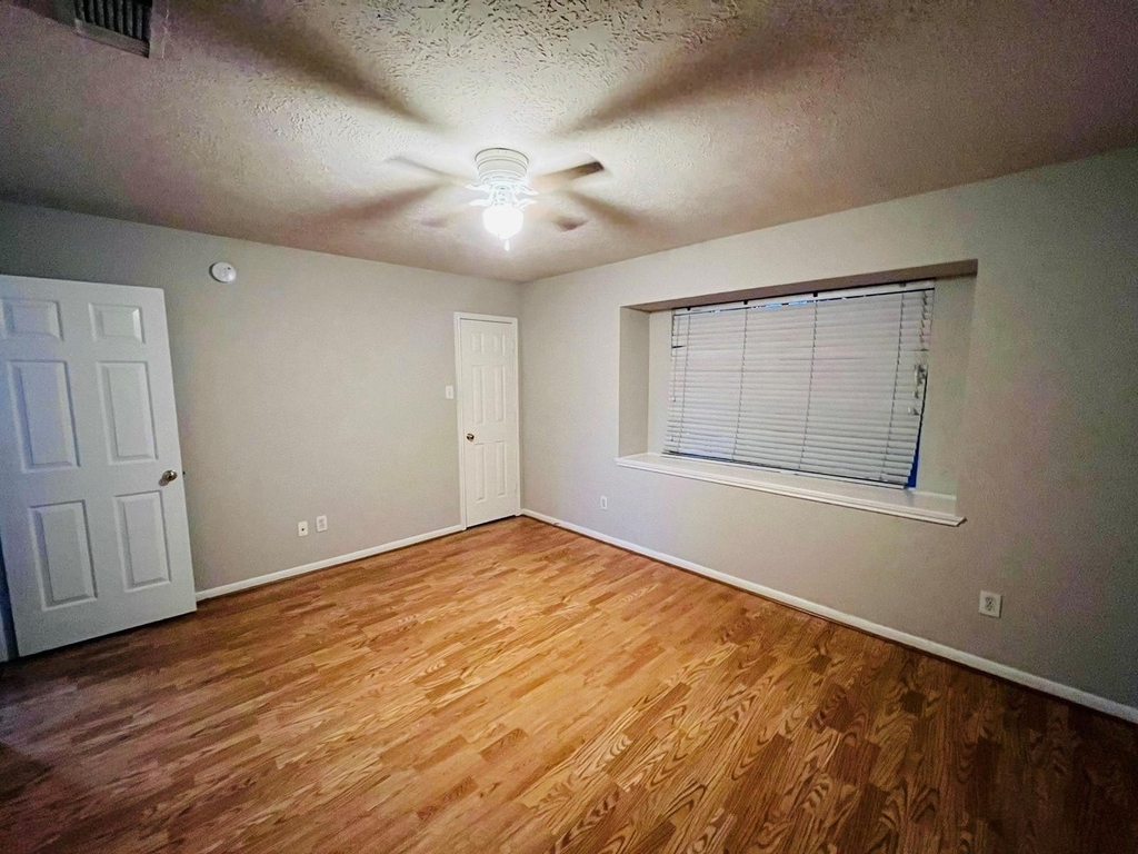 23134 Waterlake Dr - Photo 22