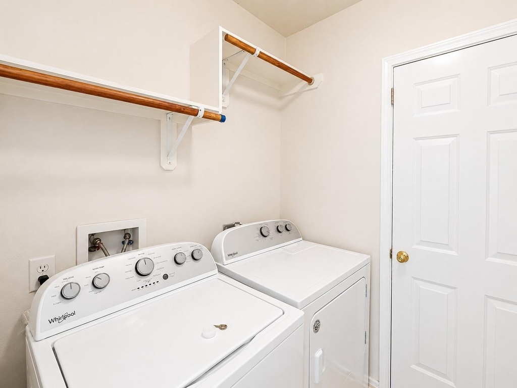 20410 Nelva Park Court - Photo 11