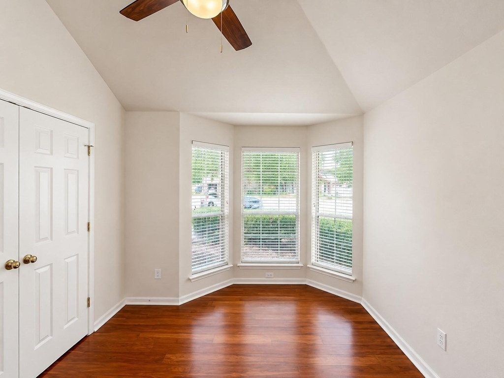 20410 Nelva Park Court - Photo 7
