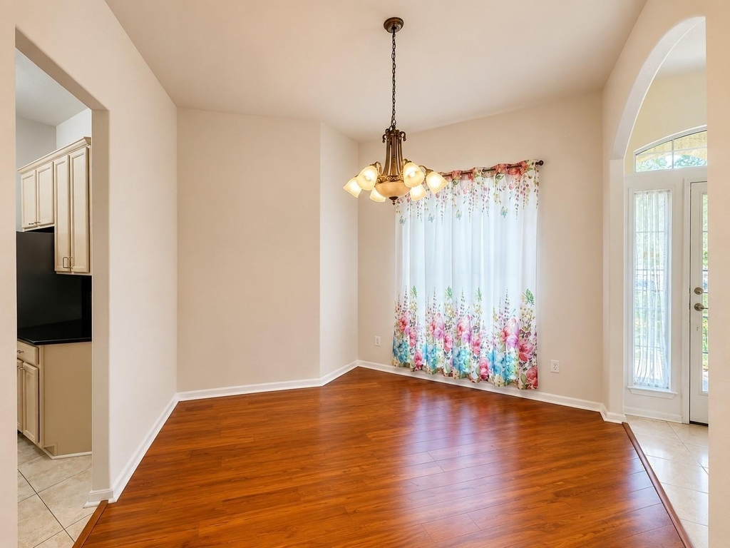 20410 Nelva Park Court - Photo 4
