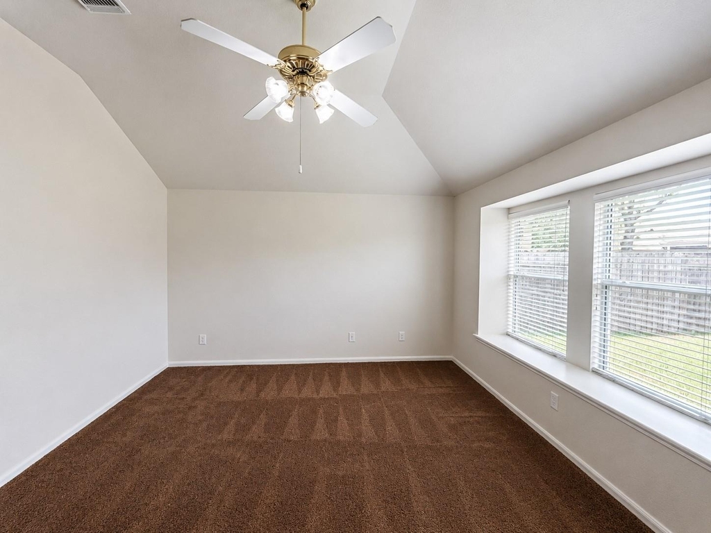 20410 Nelva Park Court - Photo 37
