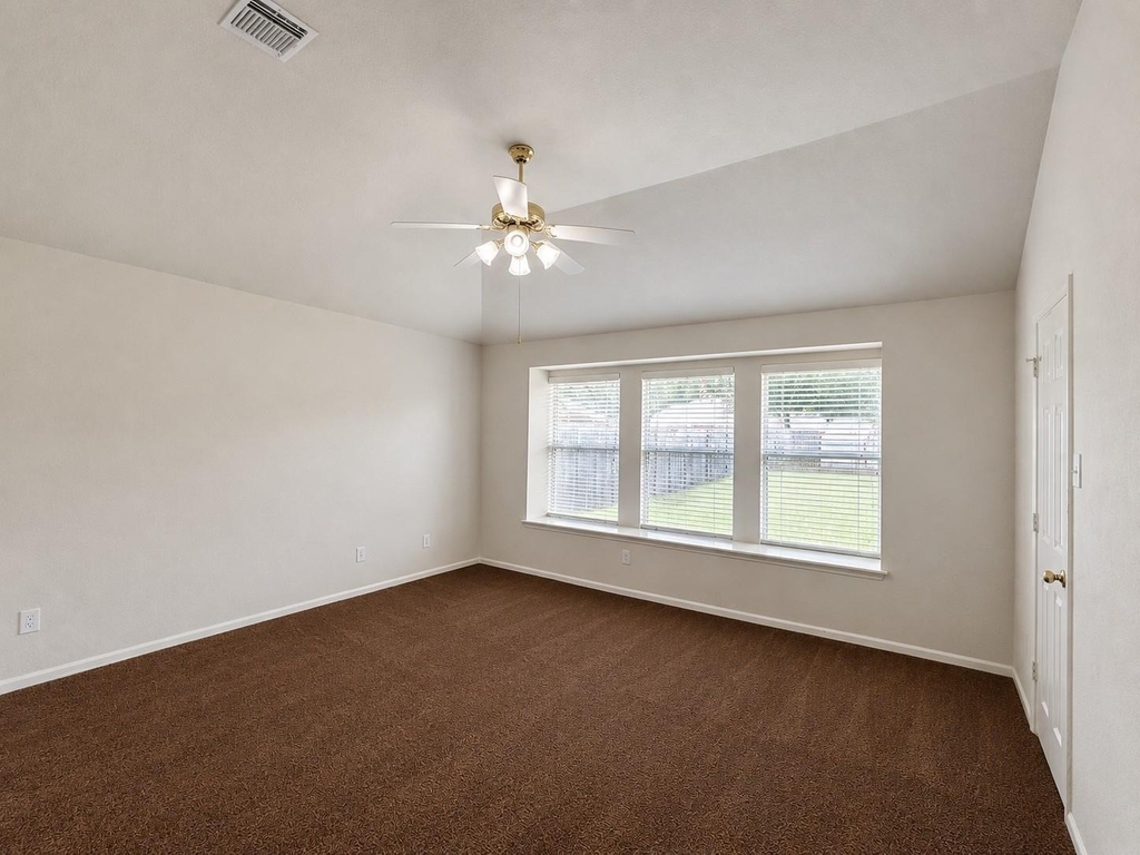 20410 Nelva Park Court - Photo 35