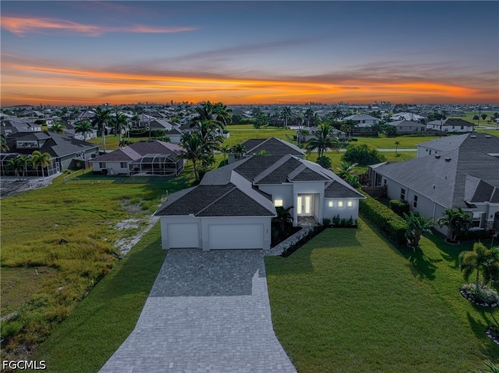 821 Nw 37th Place - Photo 1