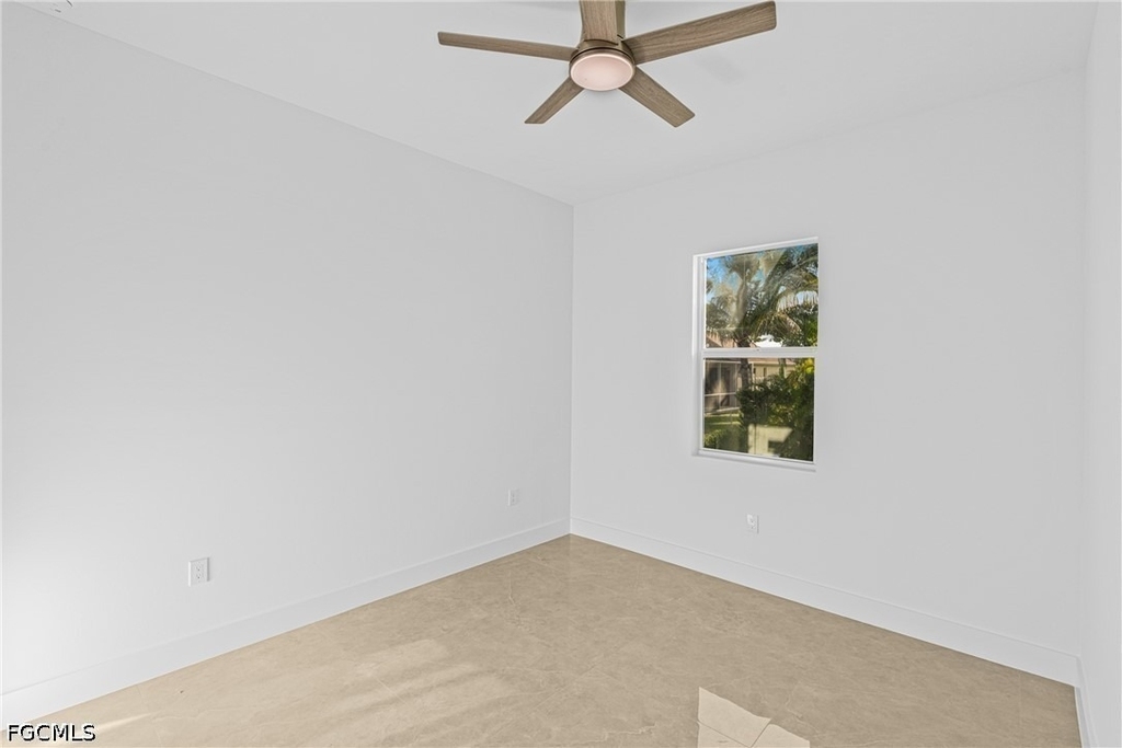 821 Nw 37th Place - Photo 26