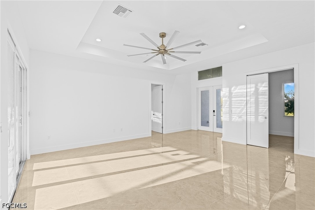 821 Nw 37th Place - Photo 11