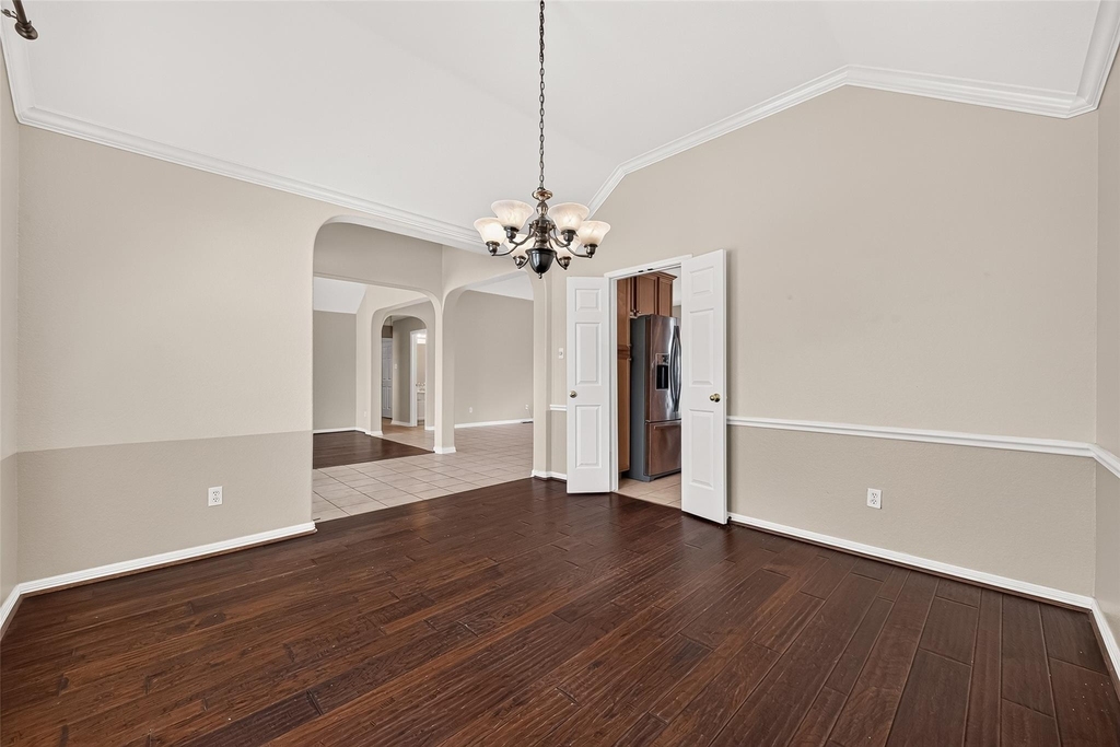 2726 Martinec Drive - Photo 5