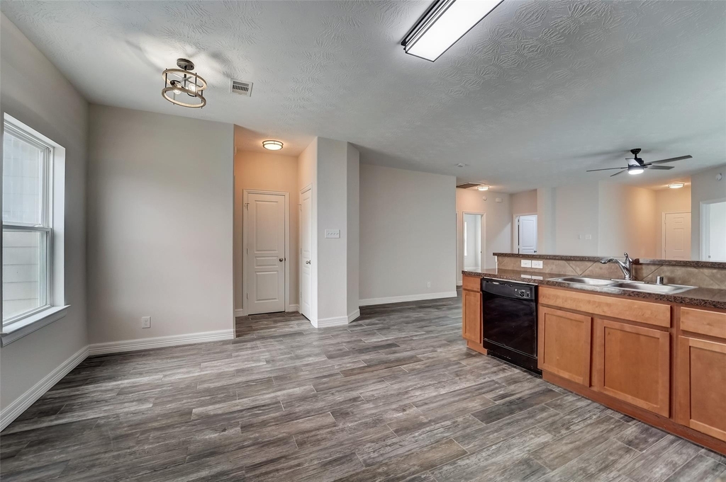 315 Apache Field Lane - Photo 10