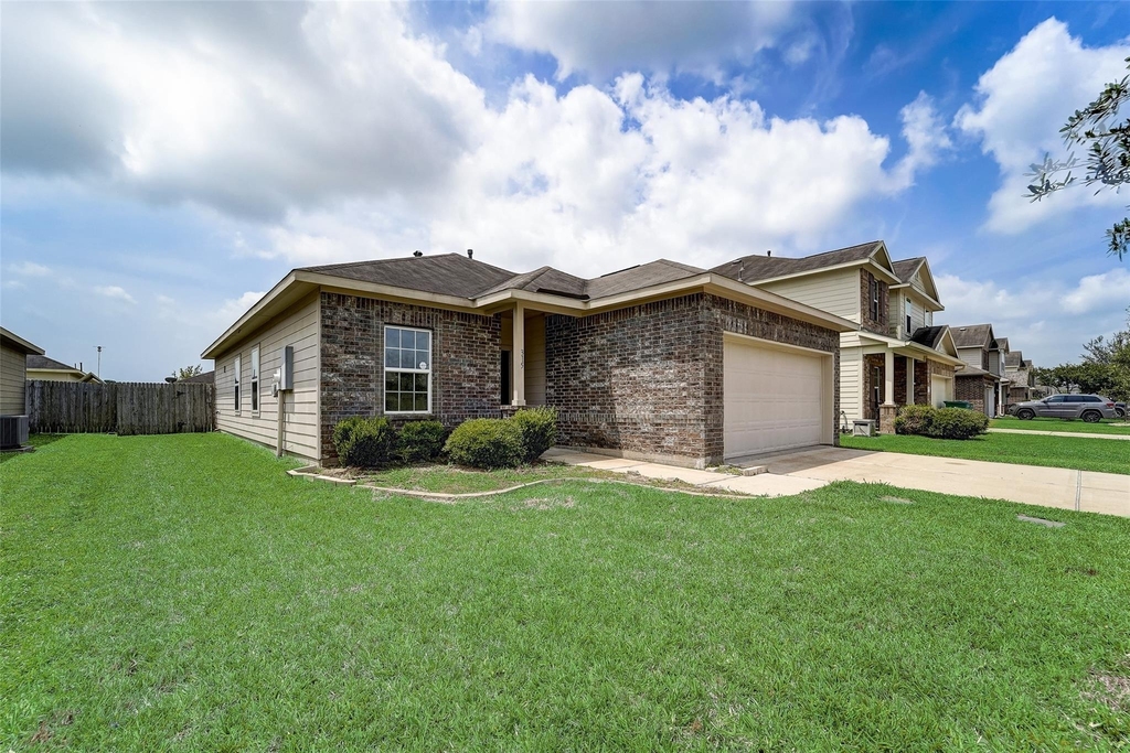 315 Apache Field Lane - Photo 2