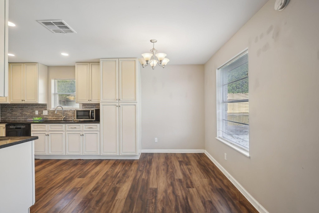 3212 Wavecrest Street - Photo 9