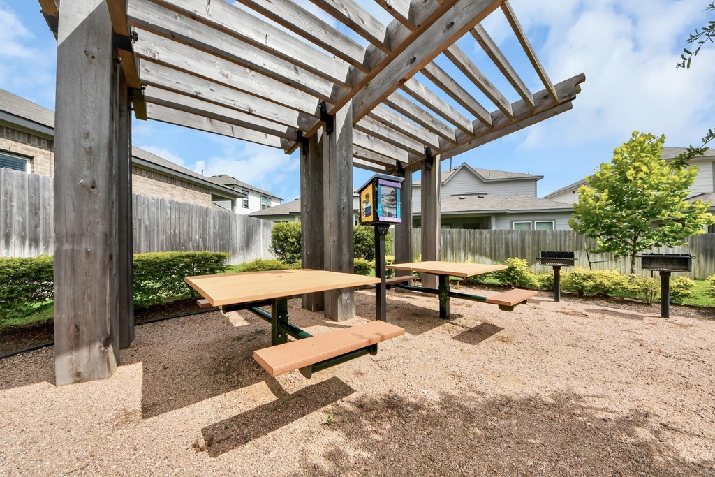 68 Valiant Ridge Trail - Photo 41