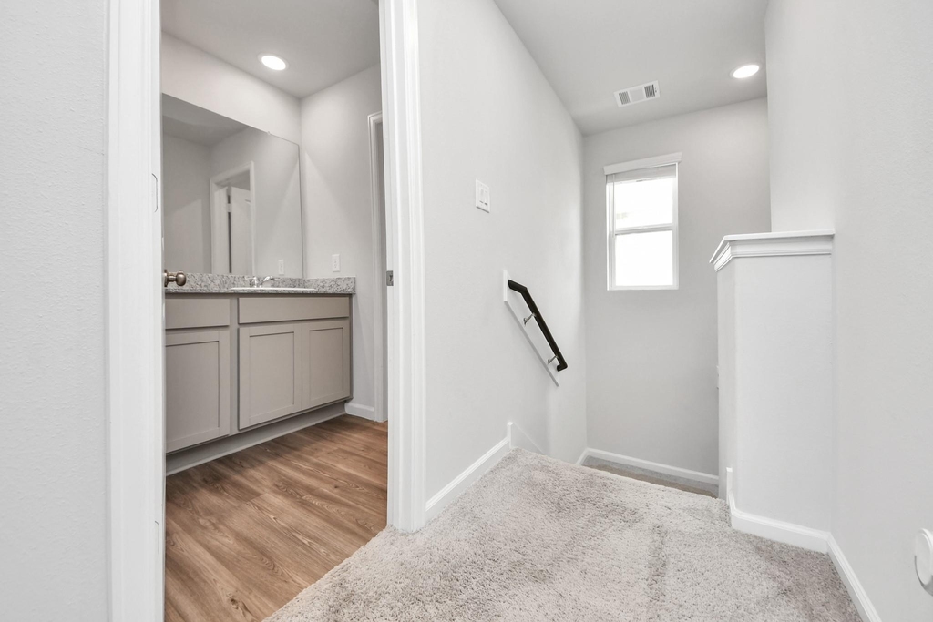 68 Valiant Ridge Trail - Photo 26