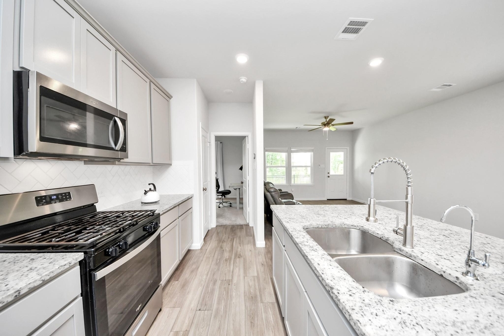 68 Valiant Ridge Trail - Photo 13