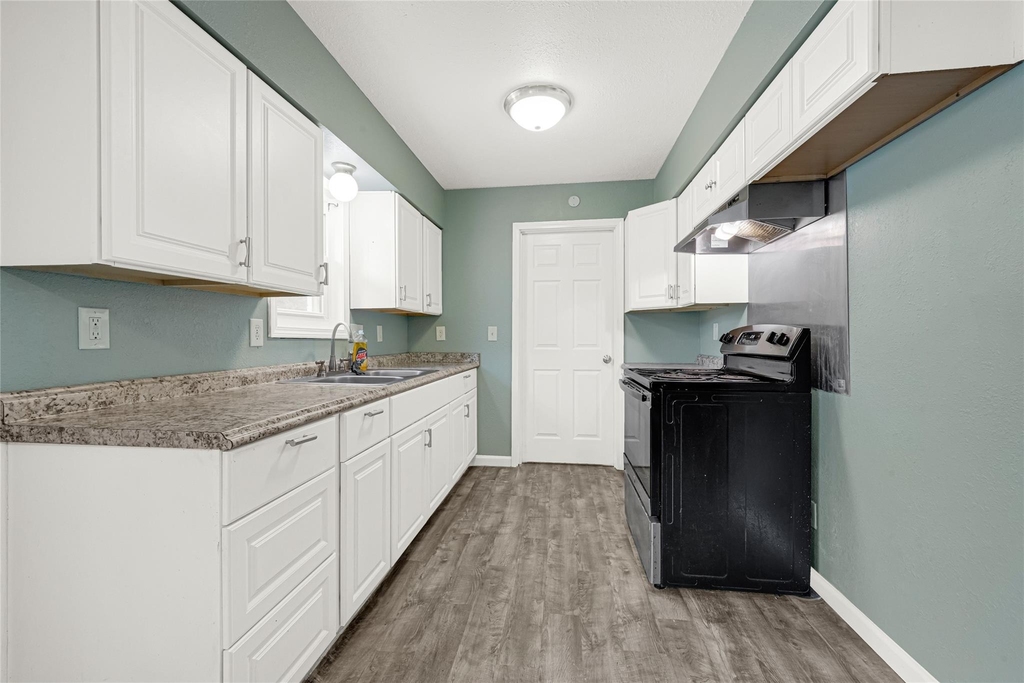 5714 Peacock Street - Photo 11