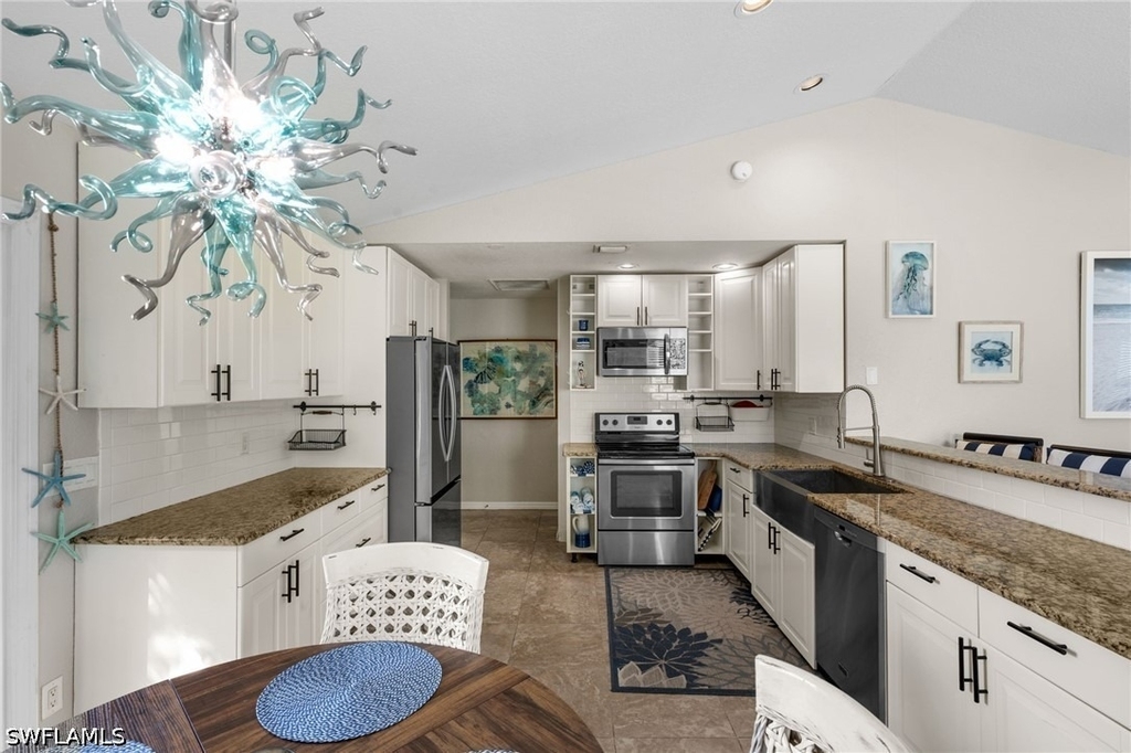 105 W Hilo Street - Photo 6
