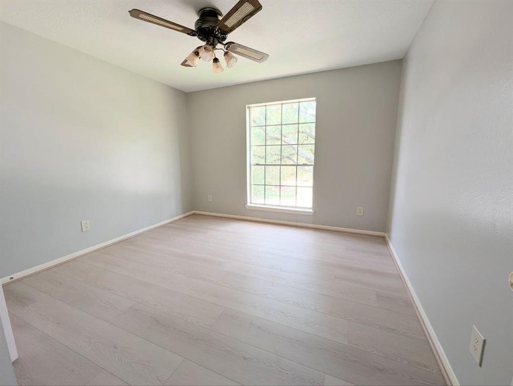 4521 Stonebridge Drive - Photo 11