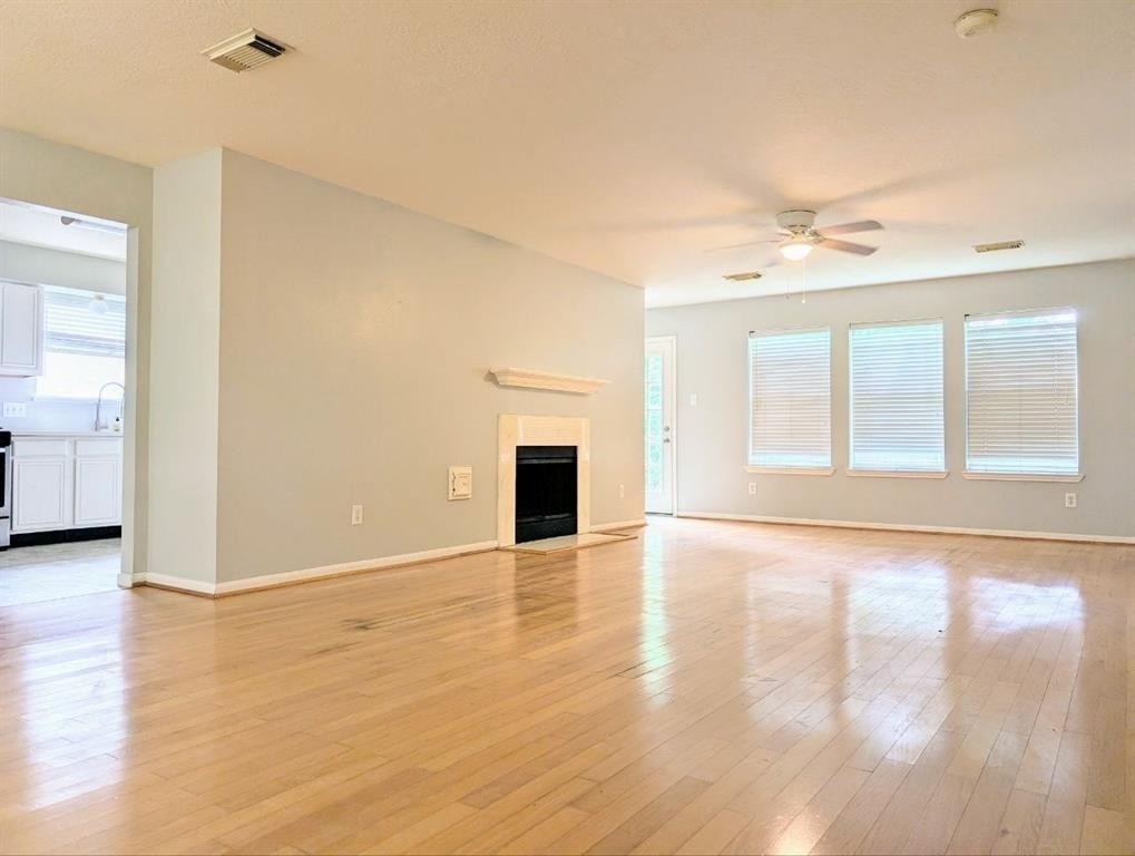 4521 Stonebridge Drive - Photo 2