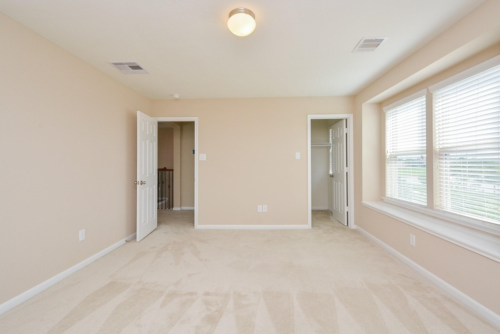 8019 Cheyenne Hills Trail - Photo 21