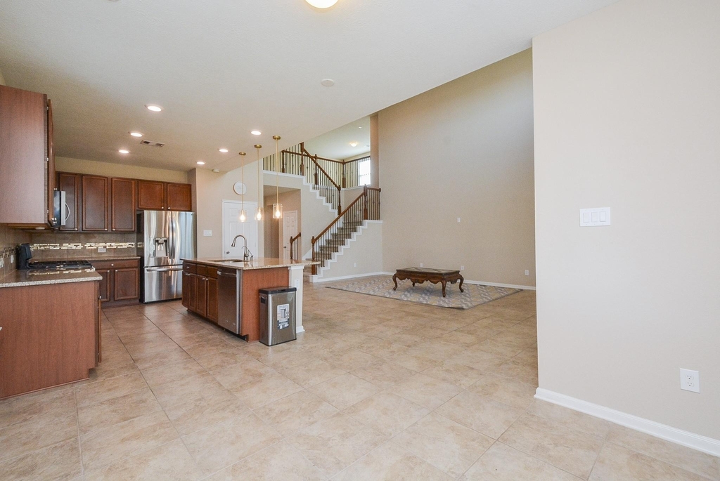 8019 Cheyenne Hills Trail - Photo 12