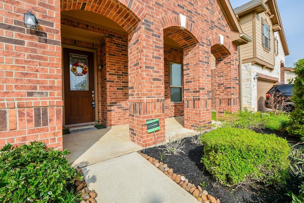 8019 Cheyenne Hills Trail - Photo 2