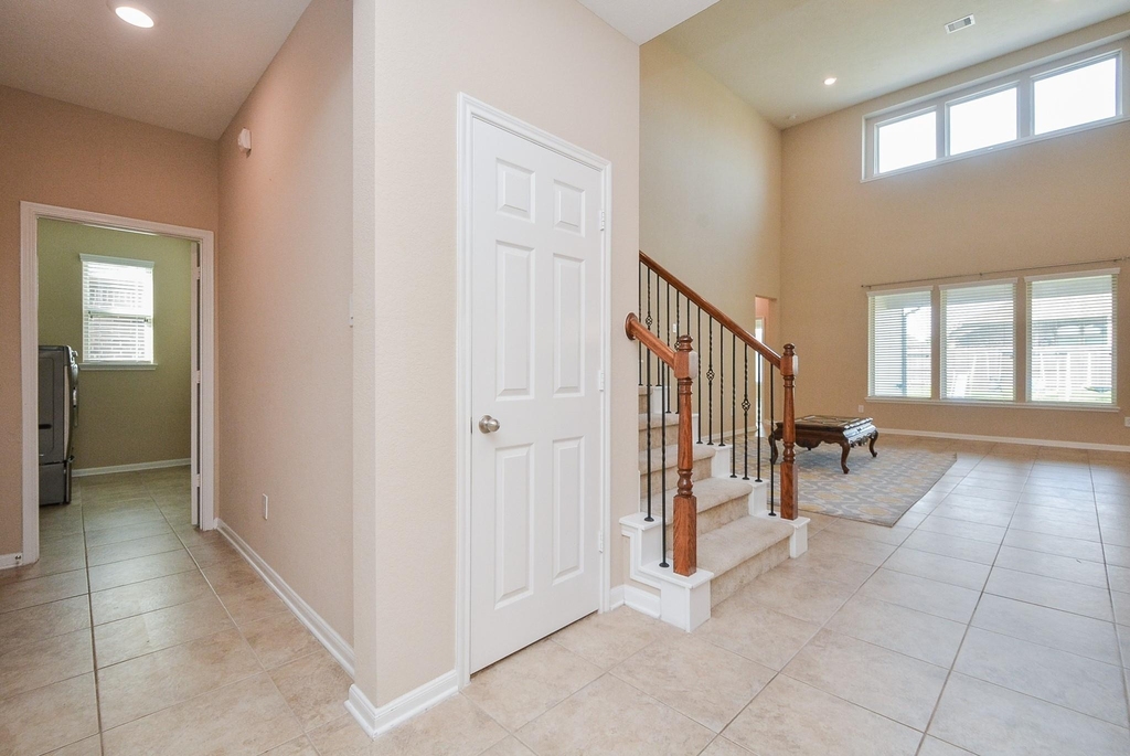 8019 Cheyenne Hills Trail - Photo 6