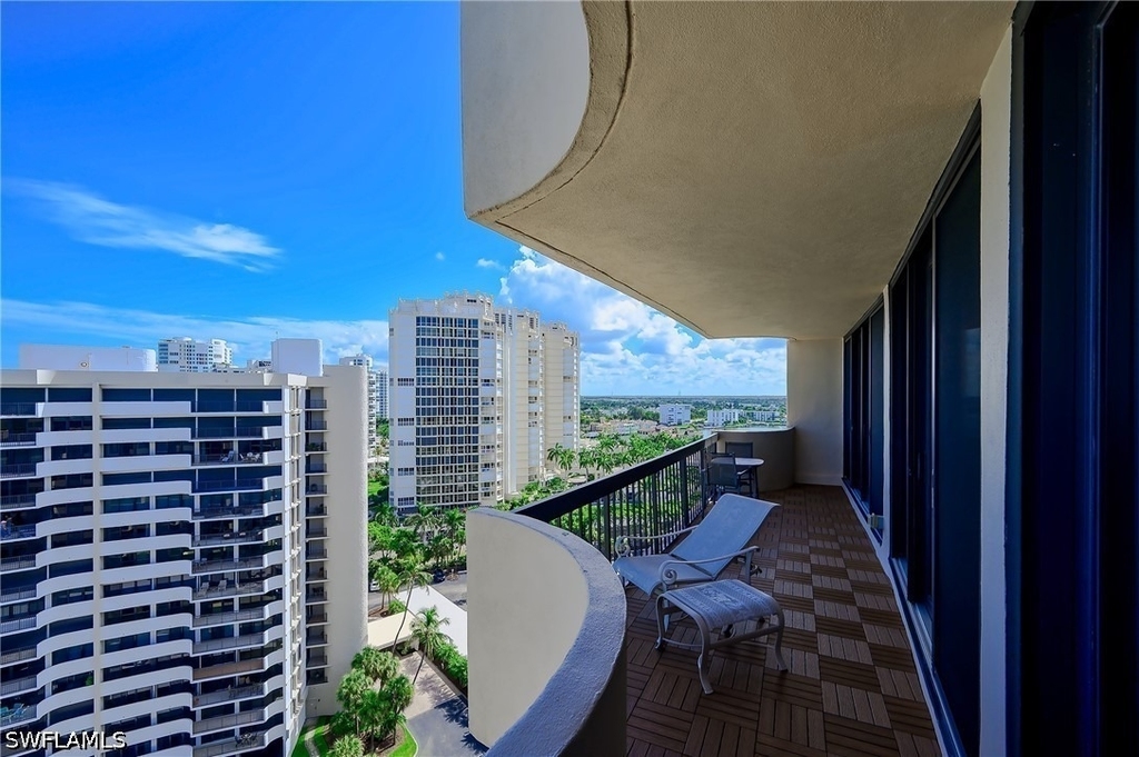 4001 Gulf Shore Boulevard N - Photo 18