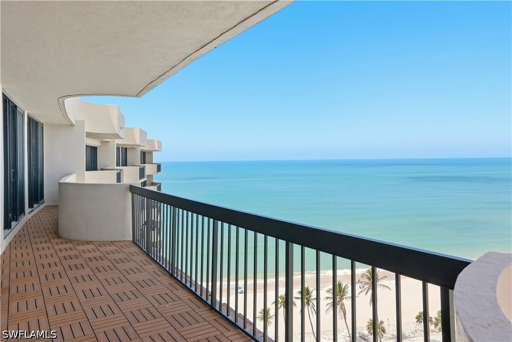 4001 Gulf Shore Boulevard N - Photo 1