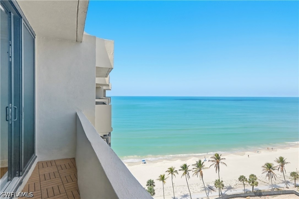 4001 Gulf Shore Boulevard N - Photo 17