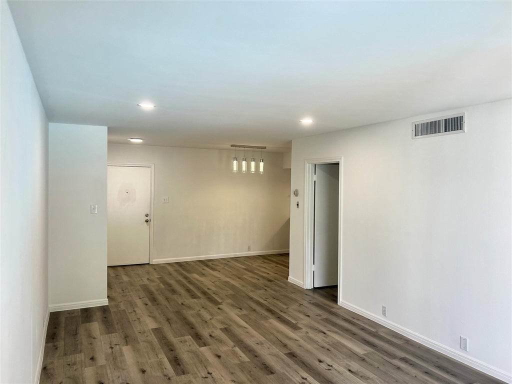 2601 Bellefontaine Street - Photo 8