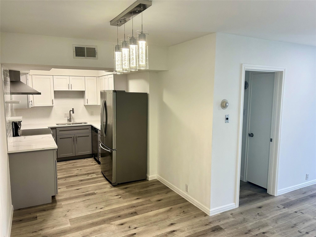 2601 Bellefontaine Street - Photo 1