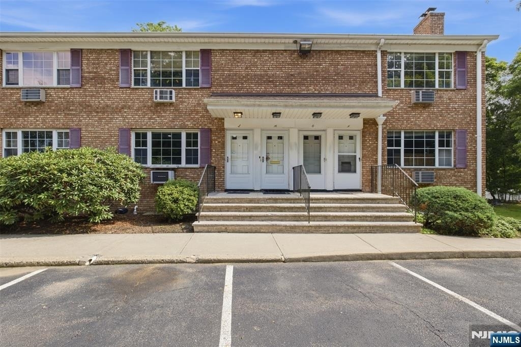 41 N Franklin - Photo 1