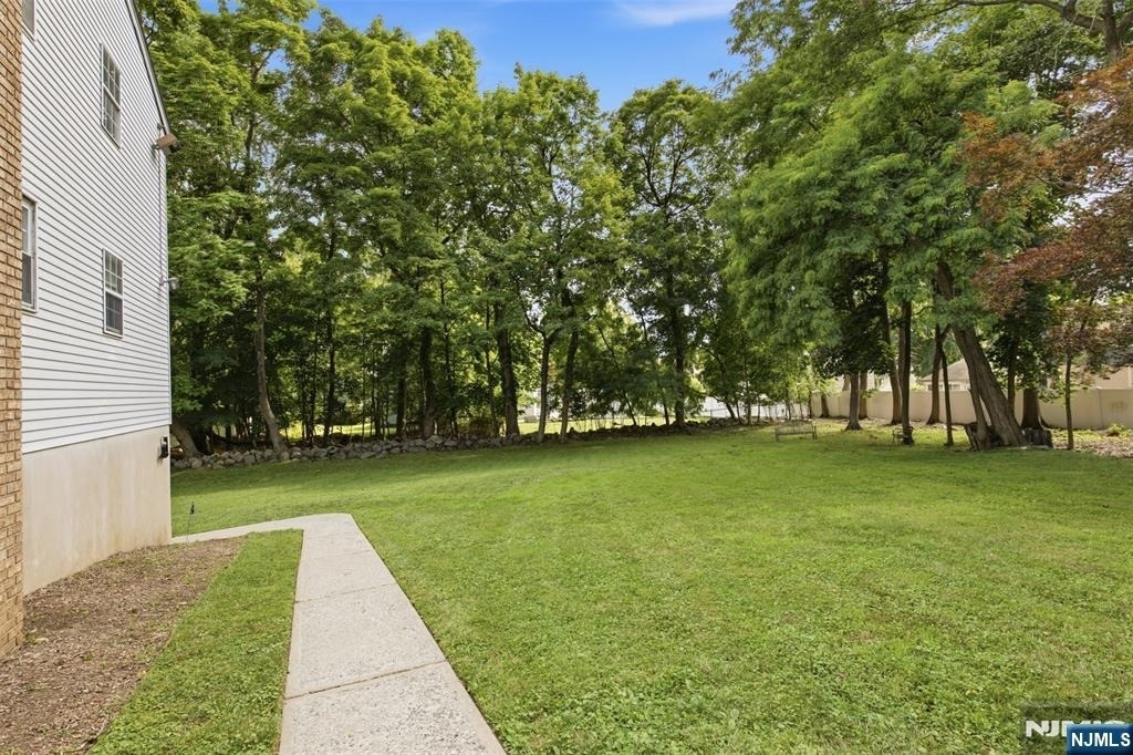 41 N Franklin - Photo 2