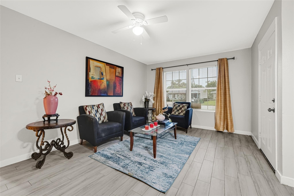 5009 Bataan Road - Photo 8