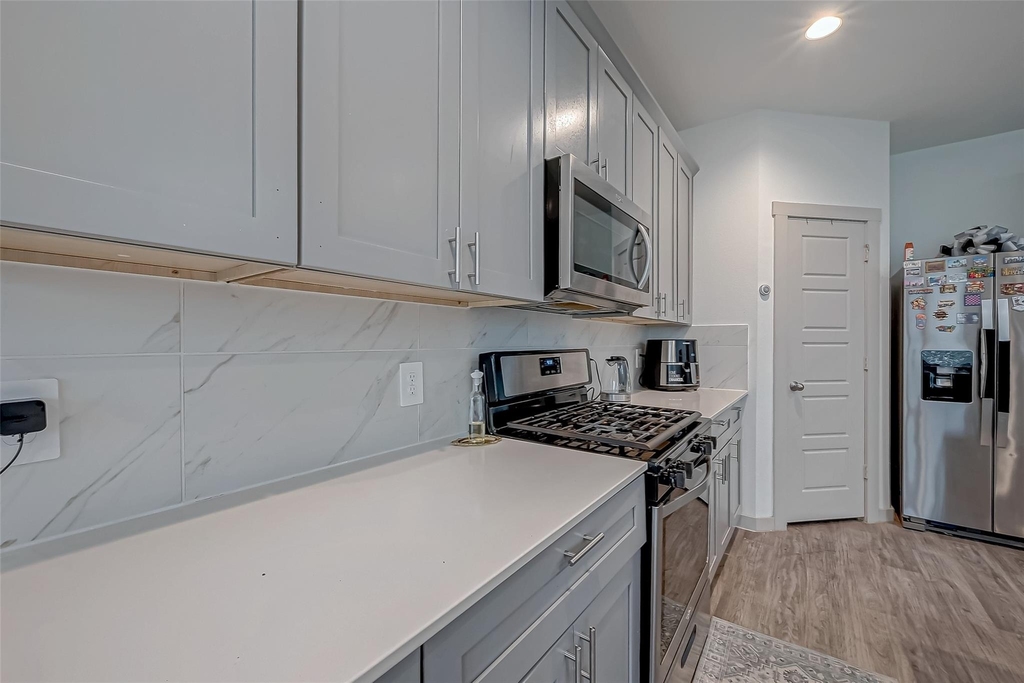 6850 Amber Cliff Lane - Photo 19