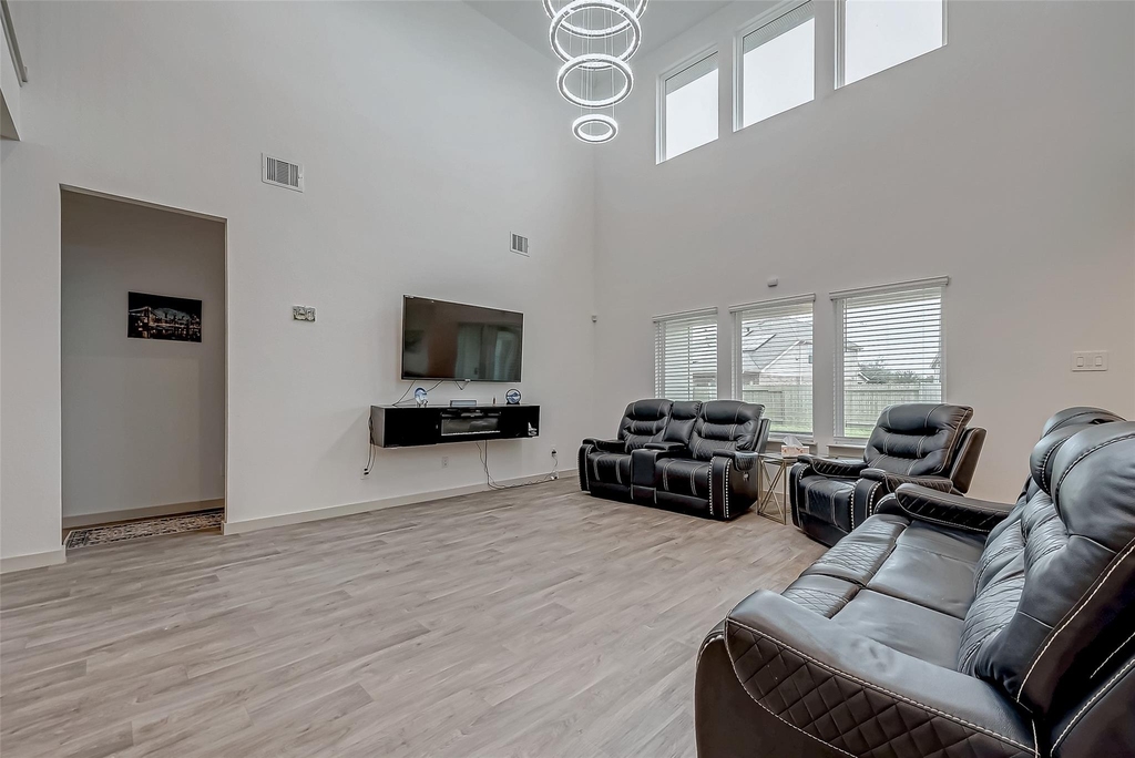 6850 Amber Cliff Lane - Photo 10