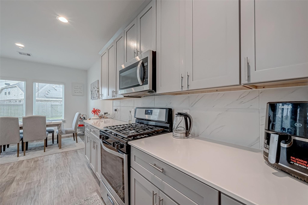 6850 Amber Cliff Lane - Photo 15