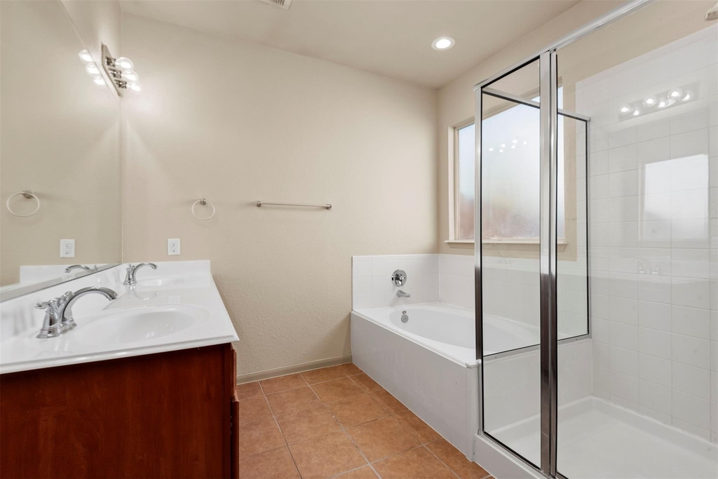 8734 Auburn Mane Drive - Photo 15