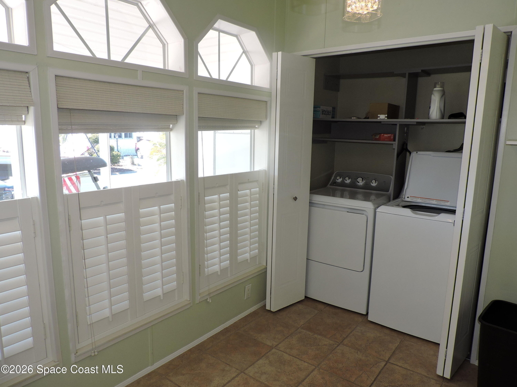 830 Lychee Drive - Photo 8