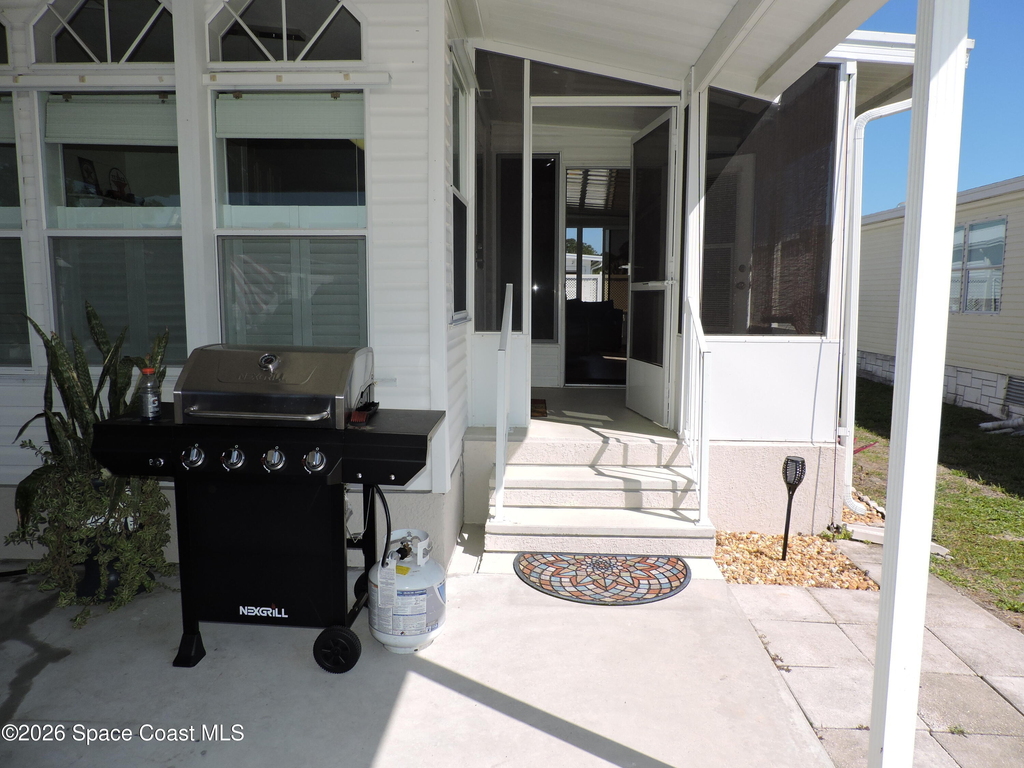 830 Lychee Drive - Photo 2