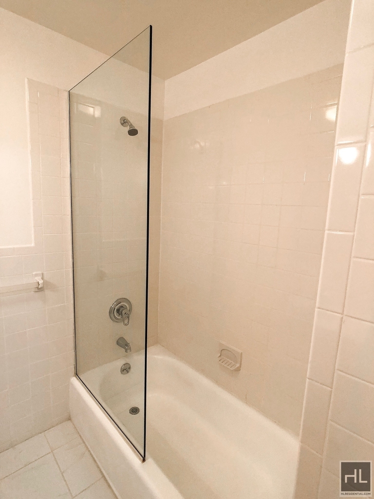West 73rd Street - Photo 4