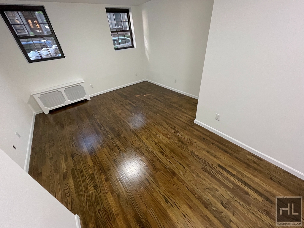 West 73rd Street - Photo 1