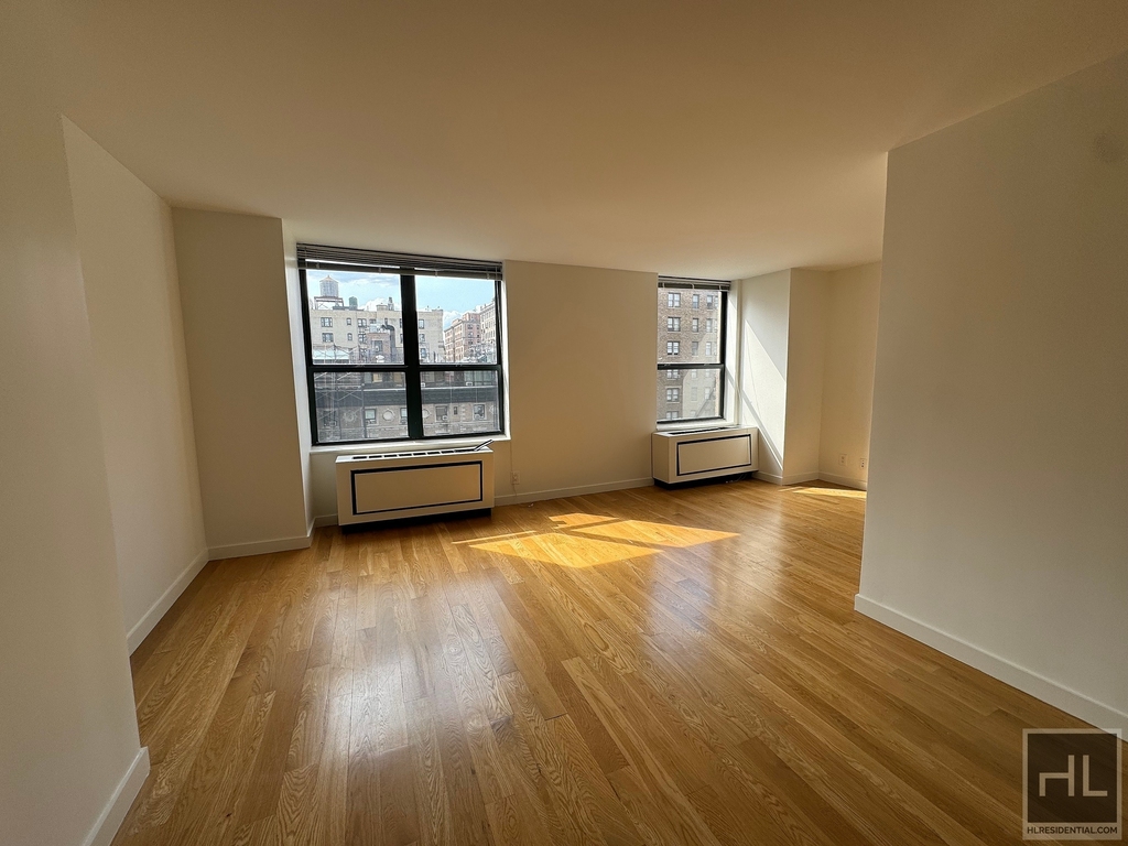 West 87th Street - Photo 0