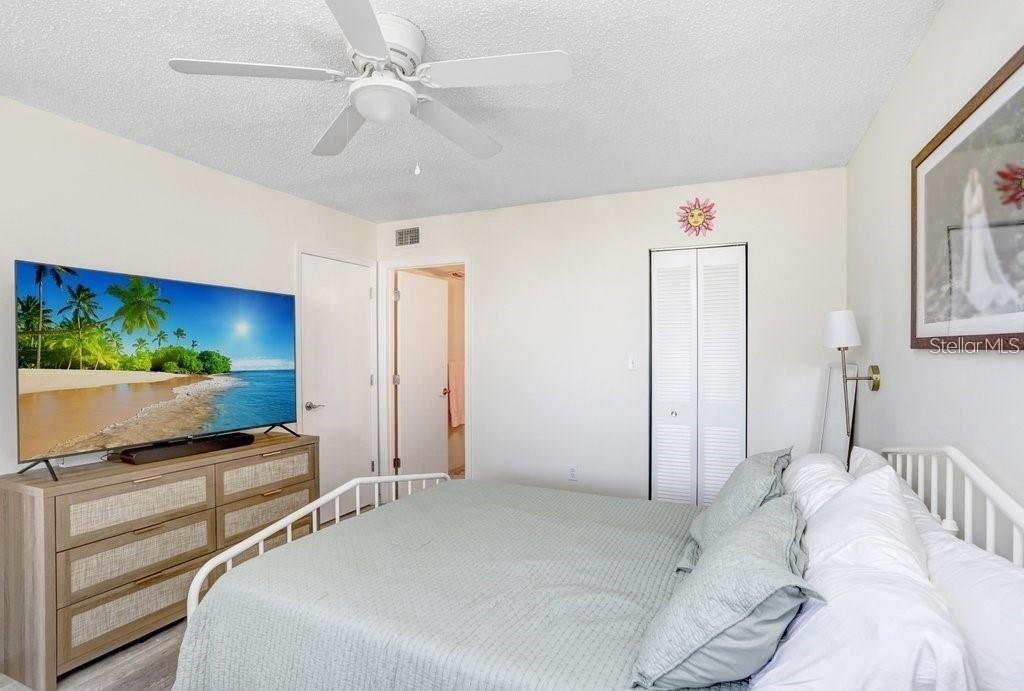 2424 W Tampa Bay Boulevard - Photo 8