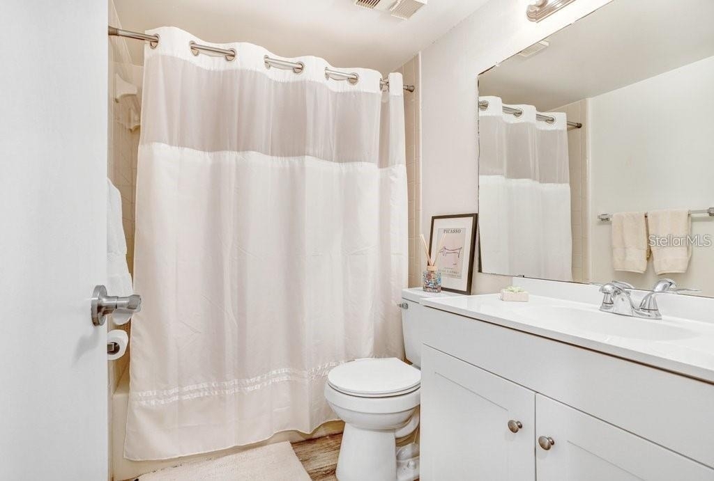 2424 W Tampa Bay Boulevard - Photo 12