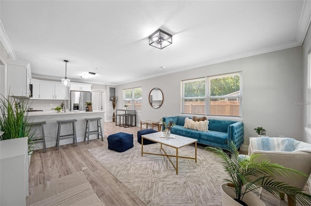1901 E New Orleans Avenue - Photo 2