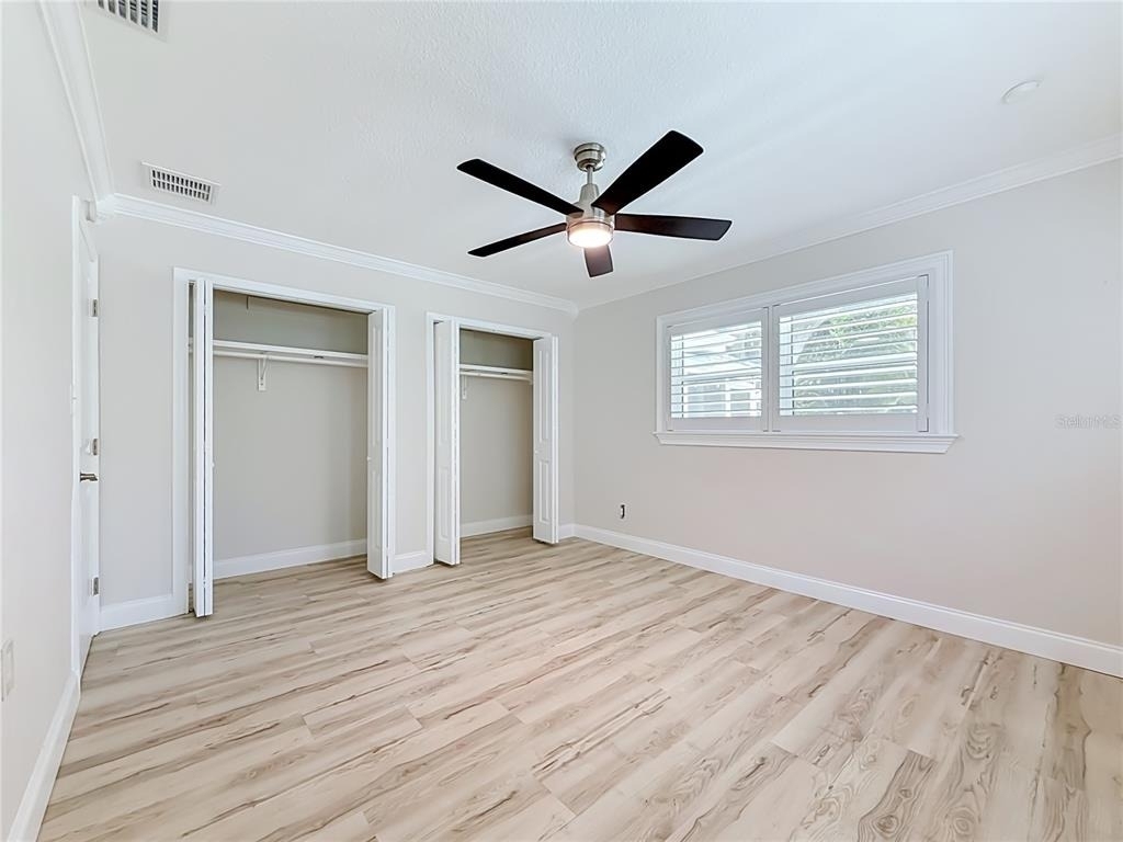 8270 30th Avenue N - Photo 36