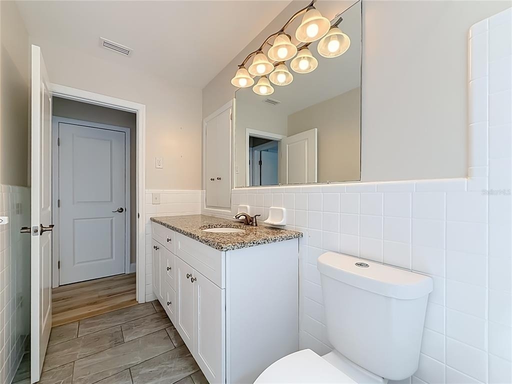 8270 30th Avenue N - Photo 38