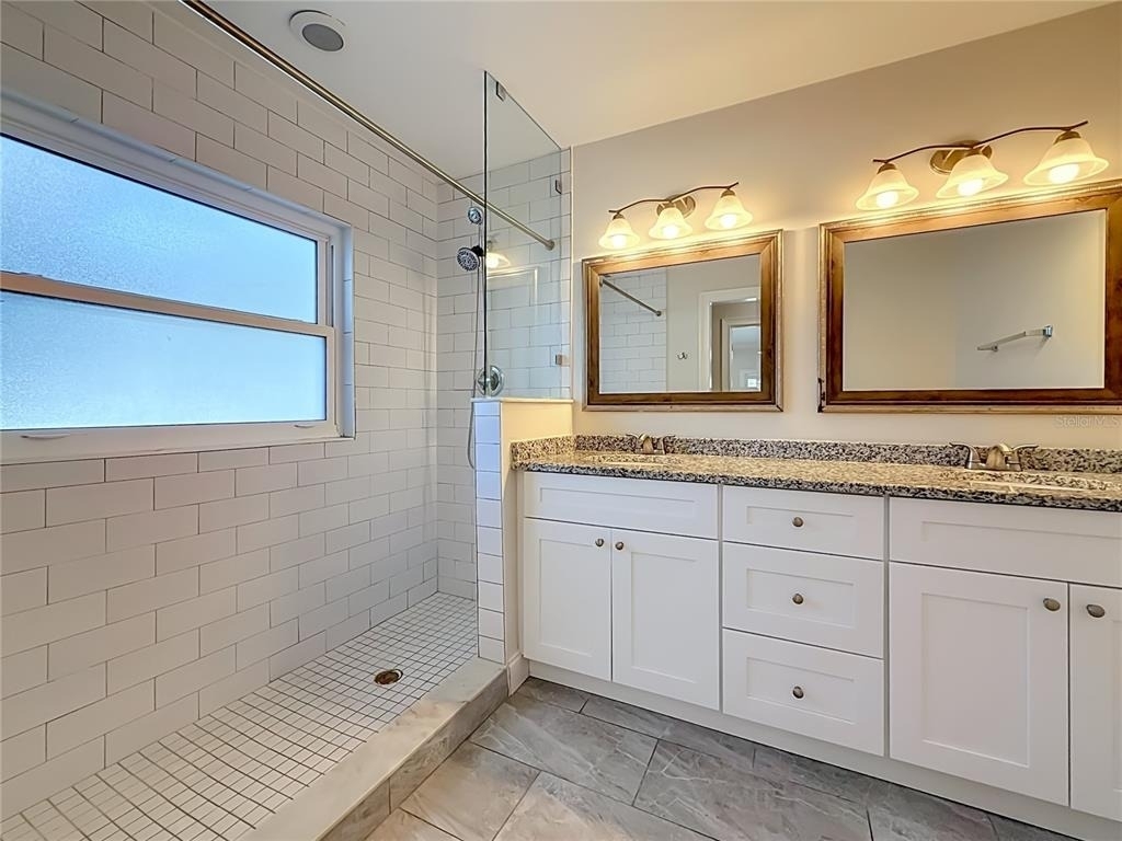 8270 30th Avenue N - Photo 32